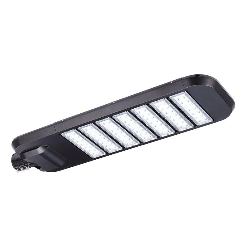 SM-IL LED Roadway Light