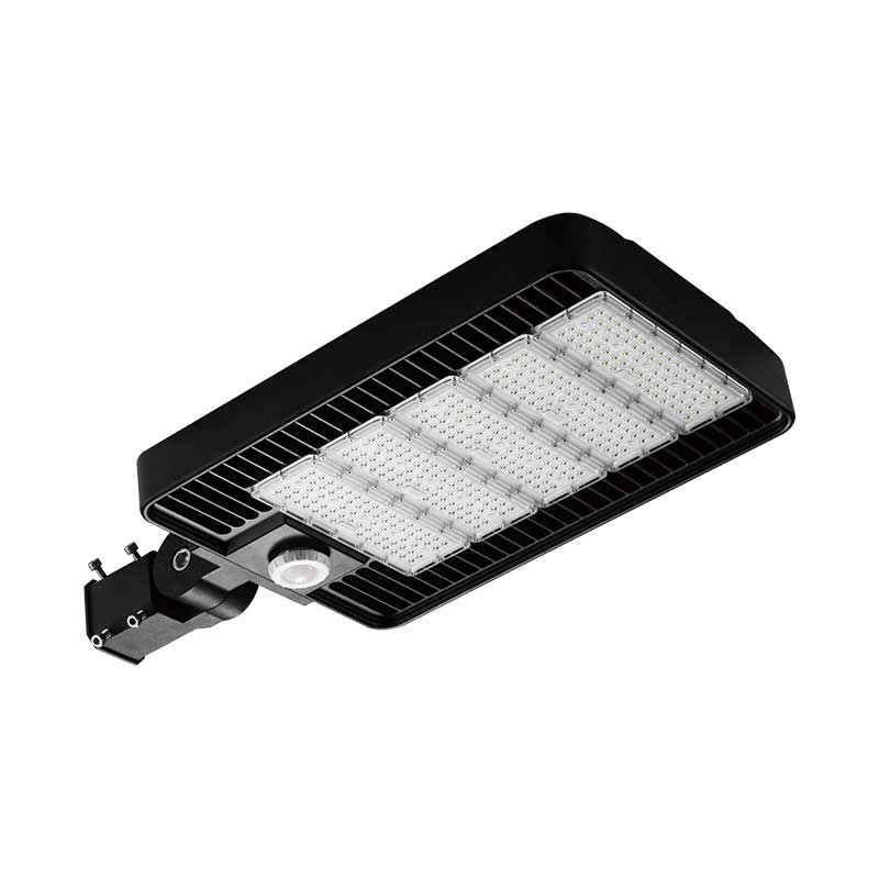 SM-IS LED Parking Lot Light